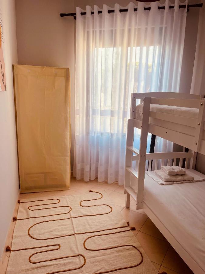 Cheerful 2-Bedroom Apartment In Golem Golem  Luaran gambar