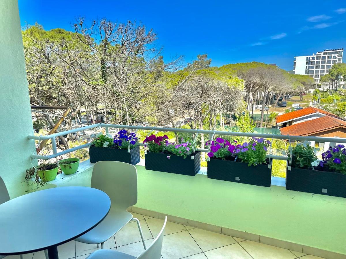 Cheerful 2-Bedroom Apartment In Golem Golem  Luaran gambar